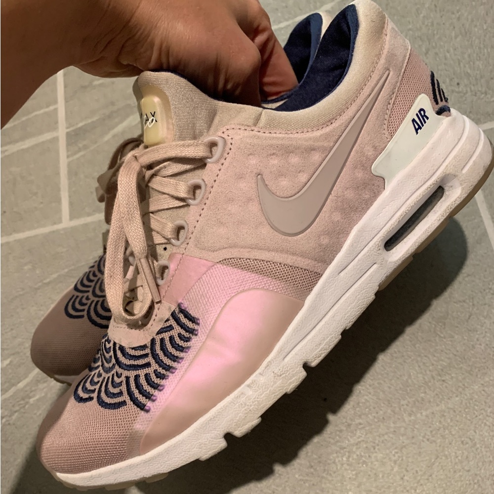 Nike Air Max Zero Tokyo